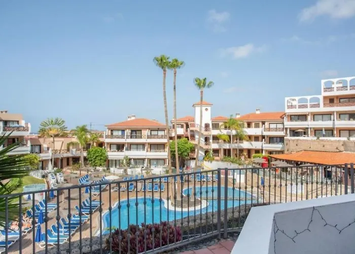 With Pool And Gardens Near The Coast سان ميغيل ذي أبونا