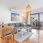 아파트 With Pool And Gardens Near The Coast 산미겔데아보나