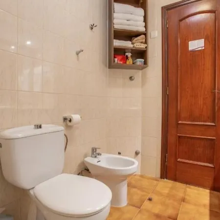 Apartamento With Pool And Gardens Near The Coast *