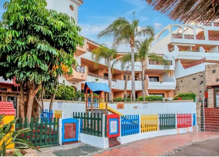 Apartamento With Pool And Gardens Near The Coast San Miguel de Abona