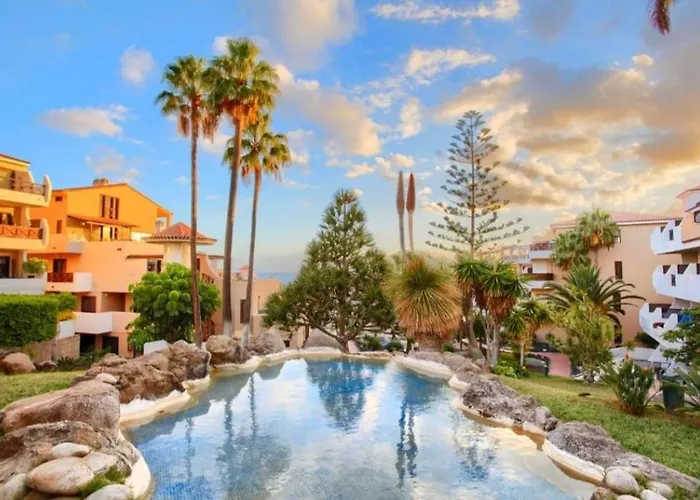 Apartamento With Pool And Gardens Near The Coast San Miguel de Abona